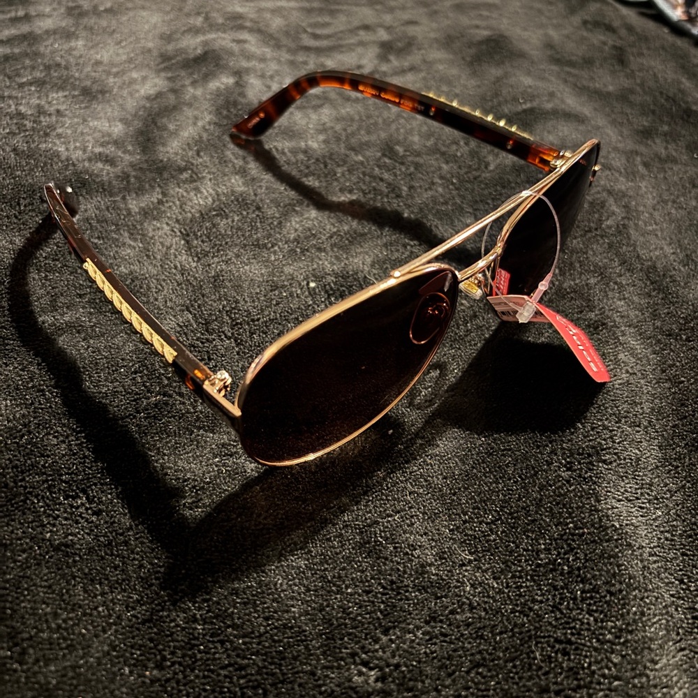 Sunglasses Women’s Stylish Gold and Brown Sunglasses 100% UVA/UVB . New